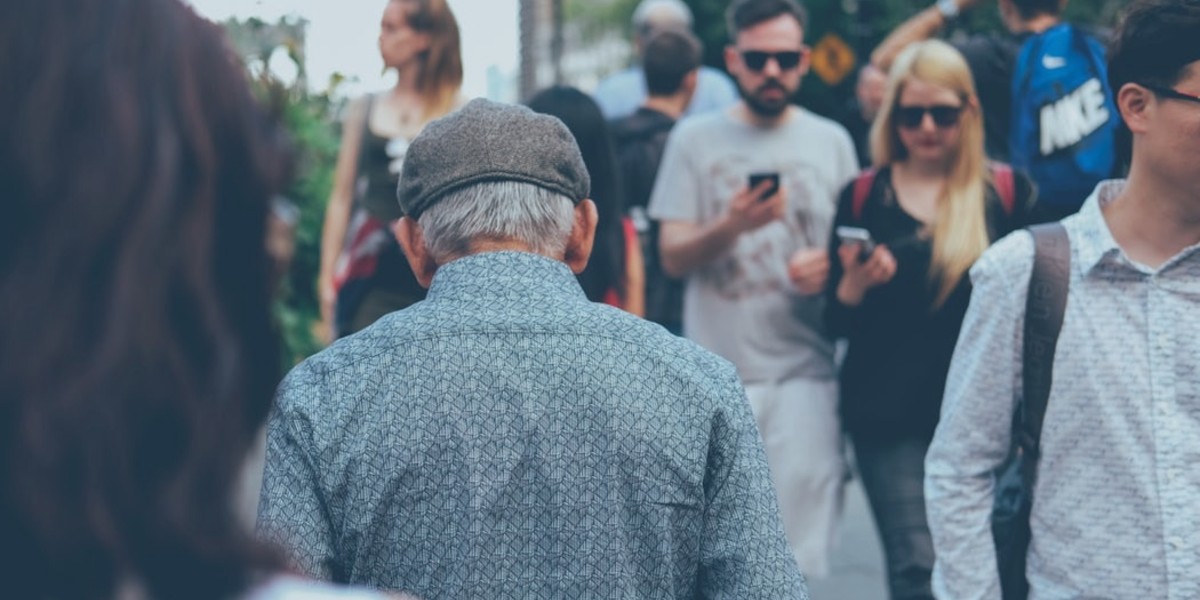 people in a crowd