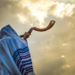 Blowing the shofar for the Feast of Trumpets