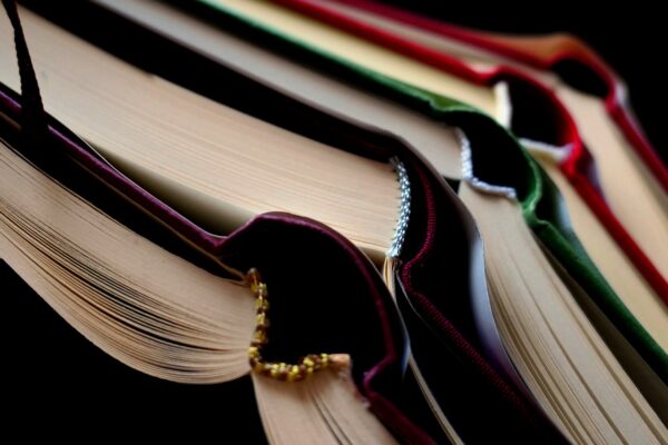 a book 5077895 1280
